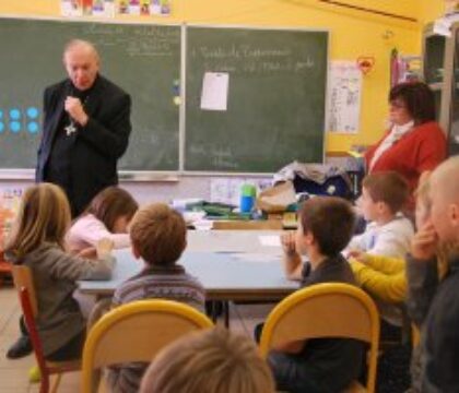 Mgr Léonard à l&rsquo;école… ou pas !