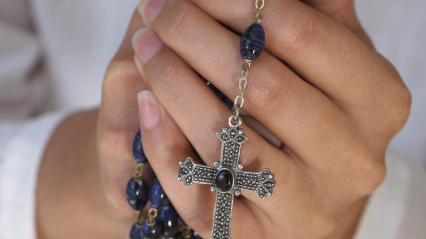 La religion, un obstacle pour faire carrière ?