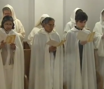 A l’ombre du monde : les religieux cloitrés