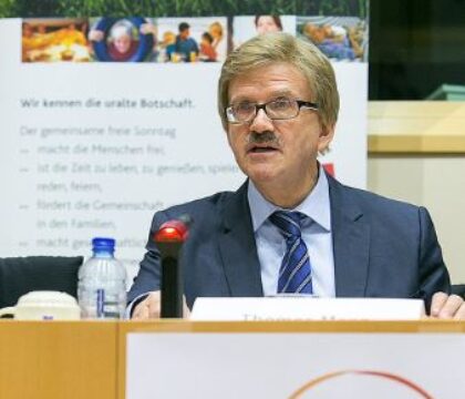 Le « lobby » du dimanche s&rsquo;invite dans la campagne des prochaines élections européennes
