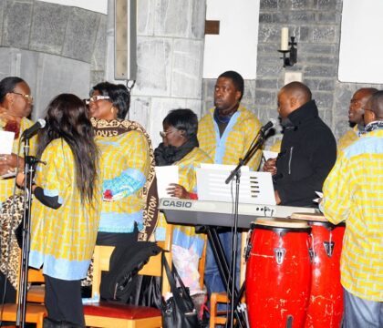 Momignies revêt les couleurs africaines