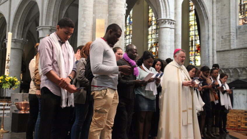 Bruxelles : Accueil des nouveaux baptisés par Mgr Kockerols