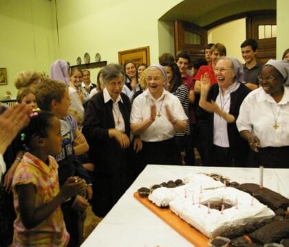 Tournai : à pied pour fêter dix ans de présence religieuse