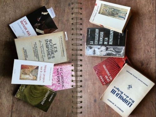 05_05 bibliothèque, vente de livres 12 mai petit