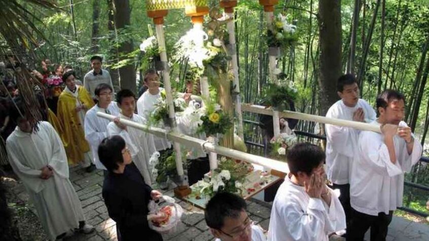 Chine : les catholiques en pèlerinages surveillés