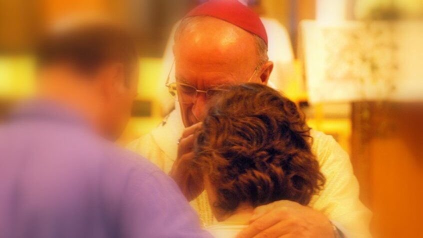 Mgr Léonard à la rencontre des divorcés, remariés et séparés