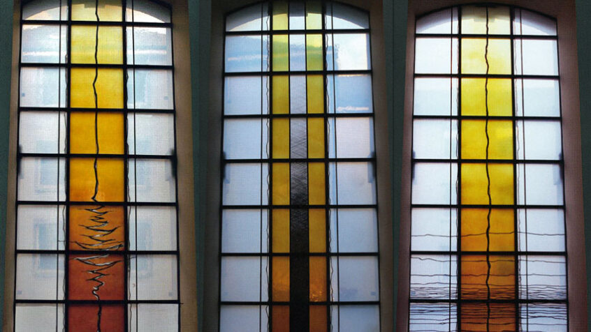 Namur : 7 vitraux pour 7 sacrements