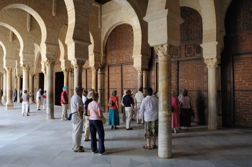 Portique_précédant_la_salle_de_prière,_Grande_Mosquée_de_Kairouan