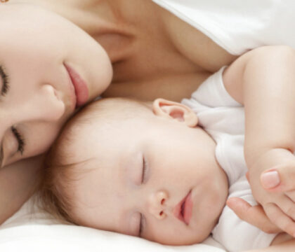 Le &#8220;co-sleeping&#8221; serait la première cause entraînant la mort subite du nourrisson