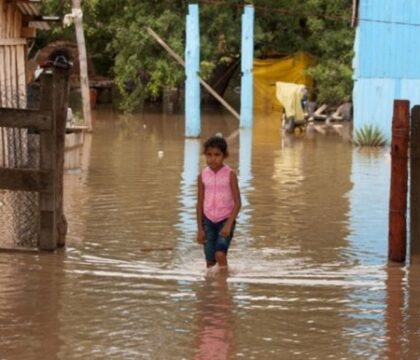 Paraguay – 147.500 enfants évacués des zones inondées