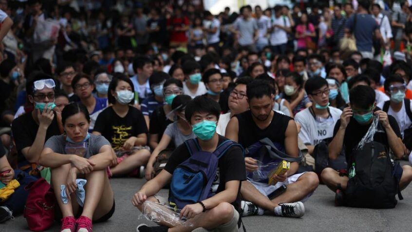 Hong Kong : les responsables religieux offrent leur médiation