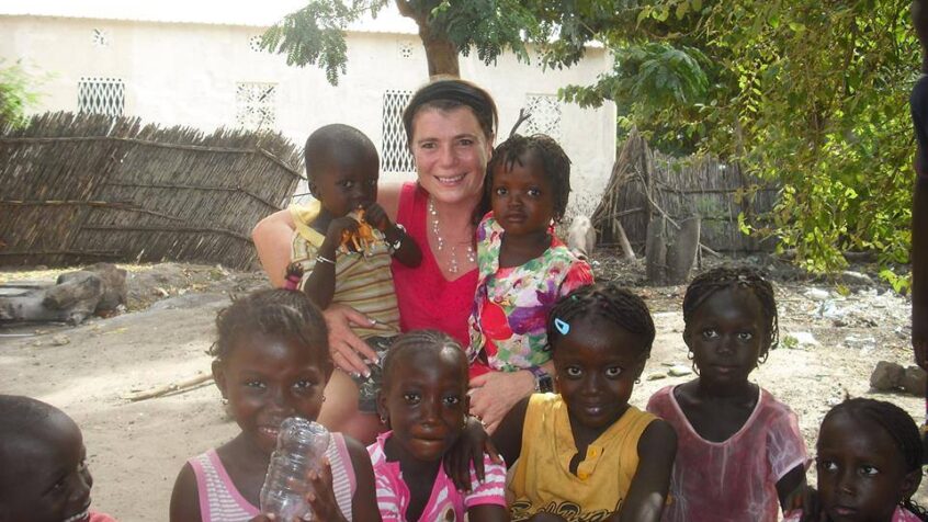 « Les puits au Sénégal » partent avec une tonne de fournitures