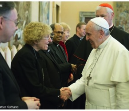 Le pape François fait l&rsquo;éloge des théologiennes