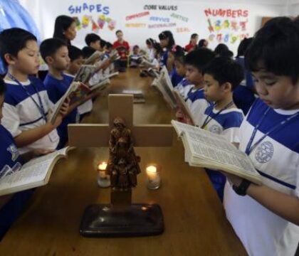 Voyage papal: Au revoir le Sri Lanka, Bonjour les Philippines