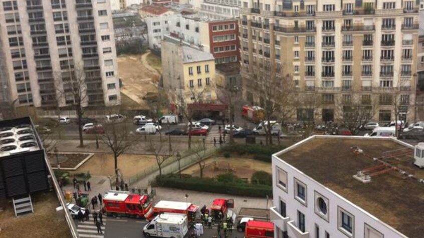 Attentat terroriste au siège de Charlie Hebdo : au moins 12 morts
