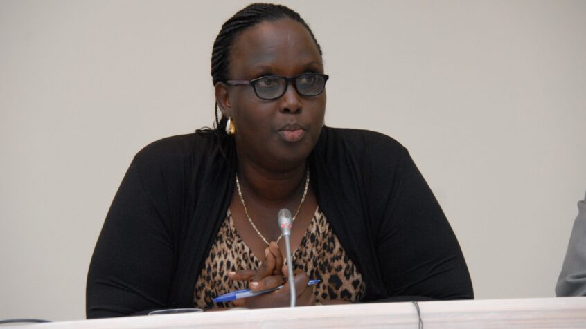Burundi : promouvoir le dialogue pour trouver une issue à la crise