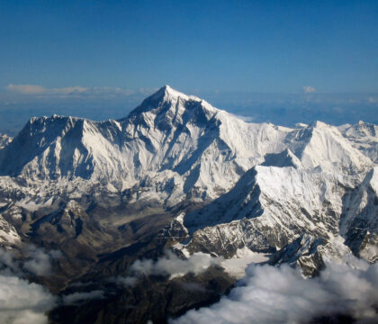 Séisme au Népal: le Mont Everest déplacé de 3 cm