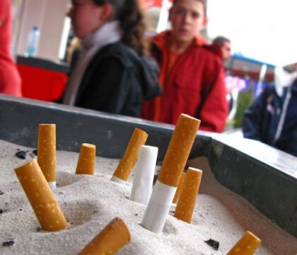 Le tabagisme augmente chez les jeunes