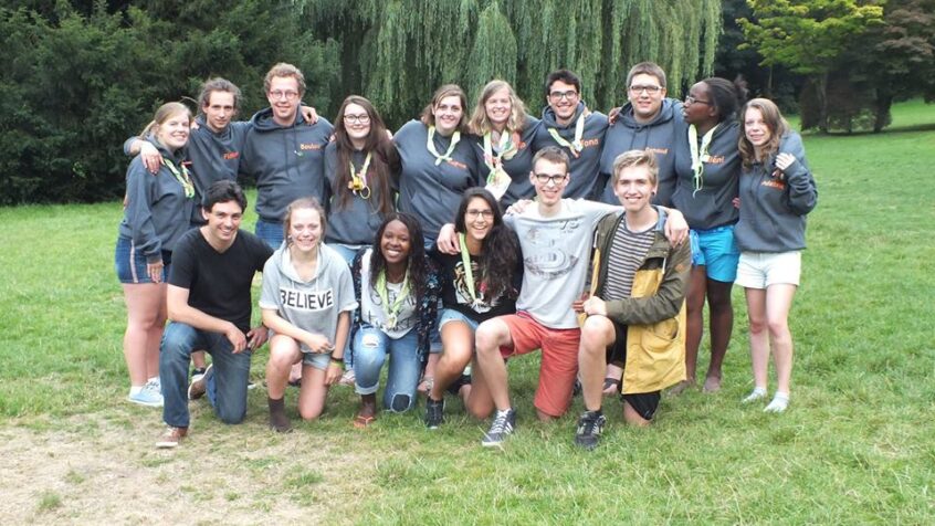 Dix jours de fête pour les jeunes du M.E.J.