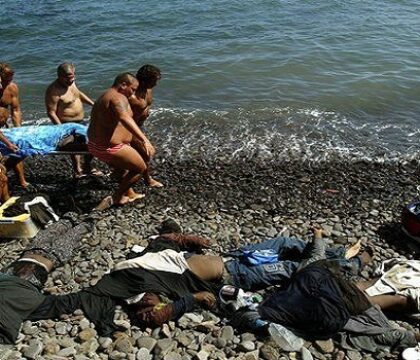 Reportage – La station balnéaire de Pozzallo entre réfugiés et touristes