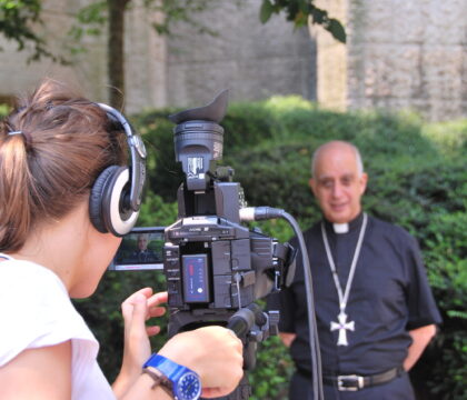 Vatican : les médias invités à réfléchir sur la miséricorde