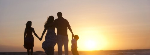 Family-at-Sunset-980x360