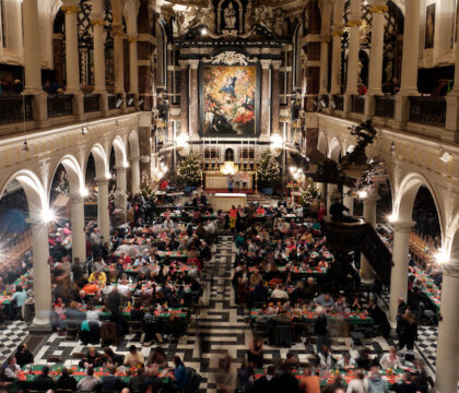 Sant’Egidio fête Noël avec les pauvres