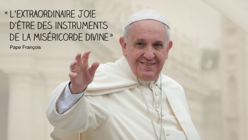 « Le nom de Dieu est miséricorde » : le livre-entretien du pape François