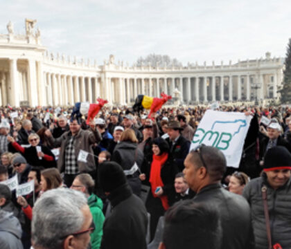 Crise du lait : Les paysans au Vatican