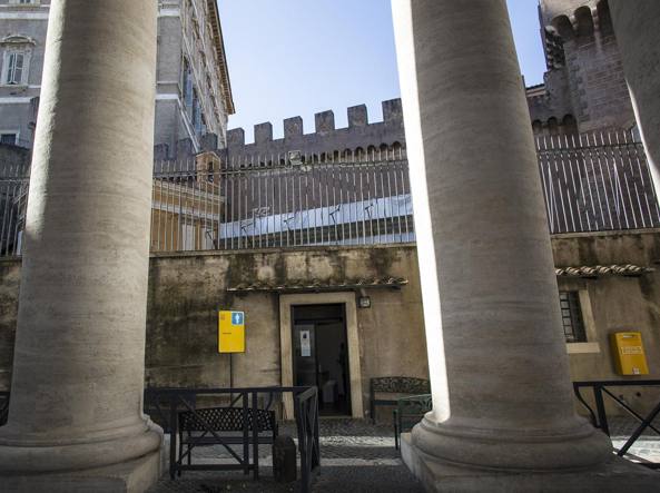 Vatican-dispensaire