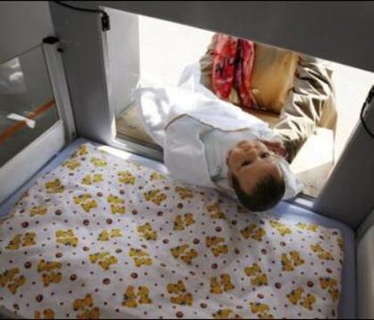 Anvers : un 9e nouveau-né dans la « Boîte à bébé »