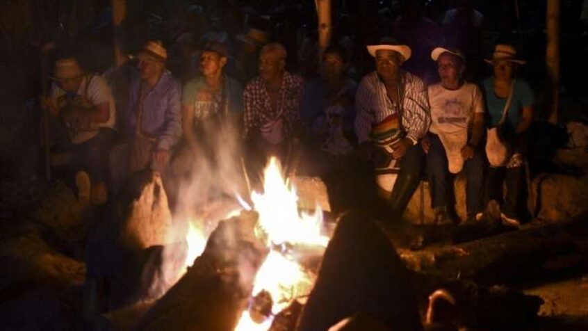 Colombie : une réinsertion « traditionnelle » des enfants-soldats