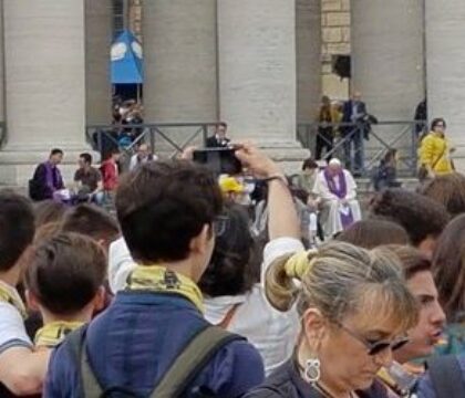 Jubilé des ados : le pape parmi les confesseurs