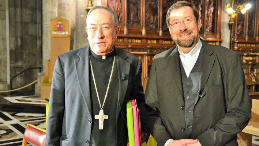 24 mai 2016 : conférence de presse avec le cardinal Oscar Rodriguez Maradiaga