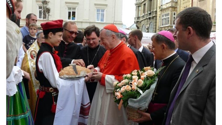 Le cardinal Parolin en Ukraine