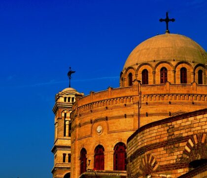 Egypte : poursuite de l’examen parlementaire du projet de loi portant sur la construction des églises et le statut personnel