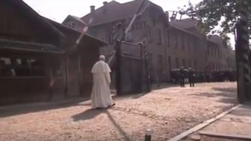 Le pape François à Auschwitz-Birkenau