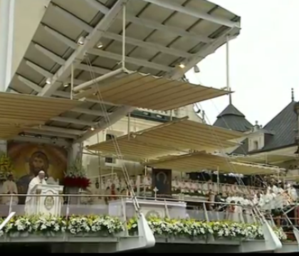 Pologne: le pape François célèbre un millénaire «riche de foi»