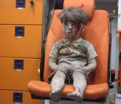 Omran, 5 ans, témoin et symbole de l’horreur syrienne