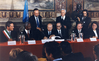En 1998, 120 Etats se sont engagés dans le Statut de Rome