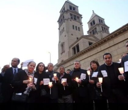 Egypte: les catholiques annulent leurs fêtes de Noël