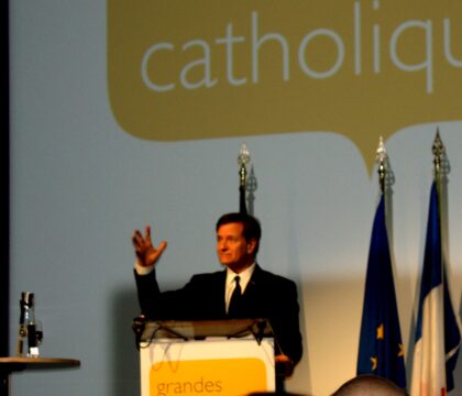Ovation pour Francis Huster aux Grandes conférences catholiques