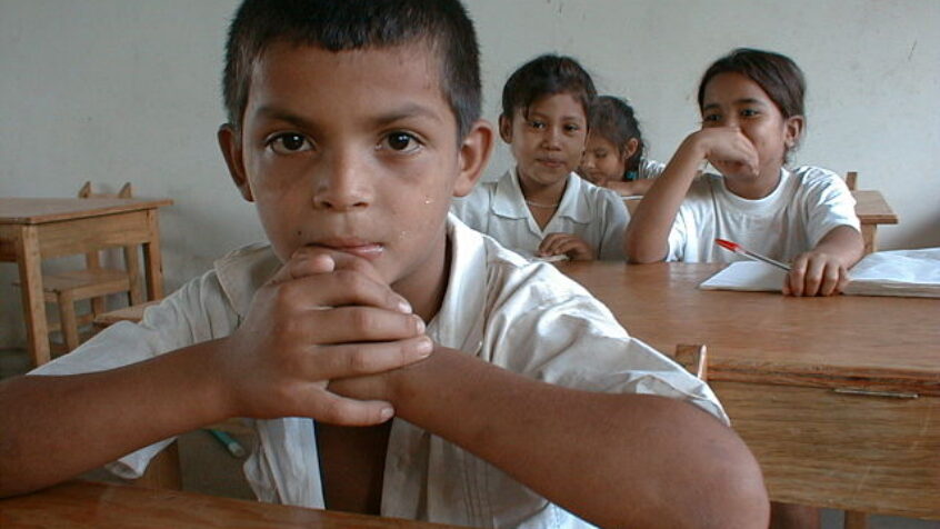 Honduras – Fréquenter l’école est risqué pour deux enfants sur trois
