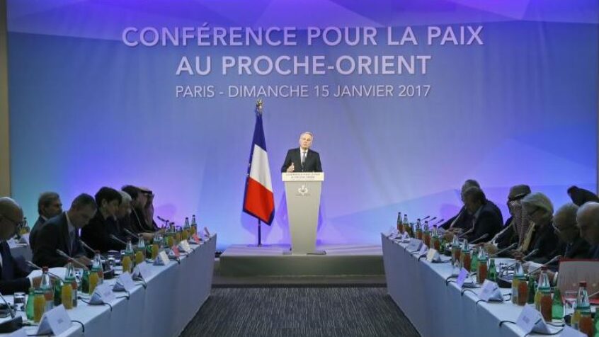 Conférence de Paris : Israël et Palestine toujours dos à dos
