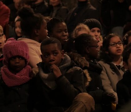 Un réseau de tendresse pour les enfants réfugiés