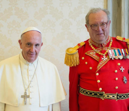 Ordre de Malte : l’ancien grand maître va-t-il défier le pape ?