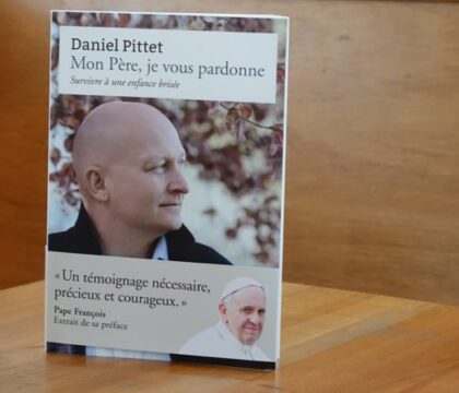 Suisse: la victime d&rsquo;un prêtre pédophile témoigne dans un livre