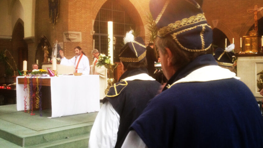 A Alost, une messe en dialecte pour les carnavalistes