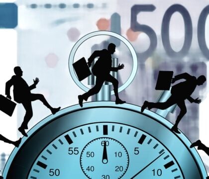 Adoption de la loi Peeters sur la flexibilité du temps de travail