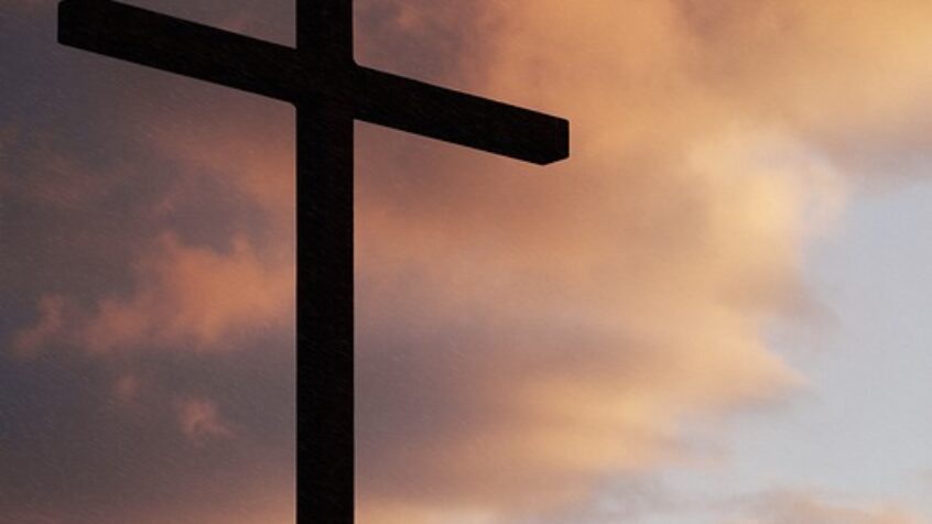 Pape François : la croix rappelle le sacrifice du Christ pour le salut de l’humanité